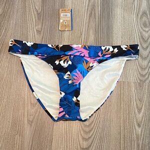 Patagonia Nanogrip Nireta Swim Bikini Bottoms NWT Women’s size XL Blue Floral